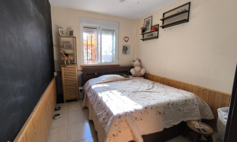 Sale - Villa -
Villena - Rural location