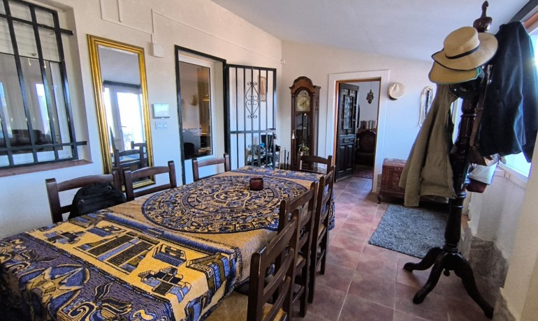 Sale - Villa -
Villena - Rural location