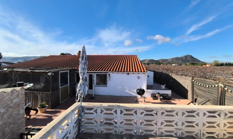 Sale - Villa -
Villena - Rural location
