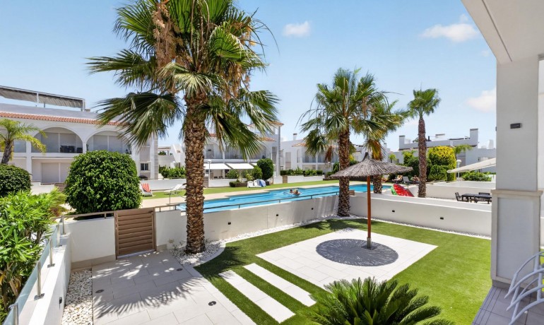 Sale - Apartment / Flat -
Rojales - Cuidad Quesada