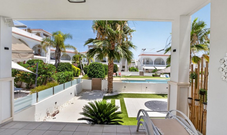 Sale - Apartment / Flat -
Rojales - Cuidad Quesada