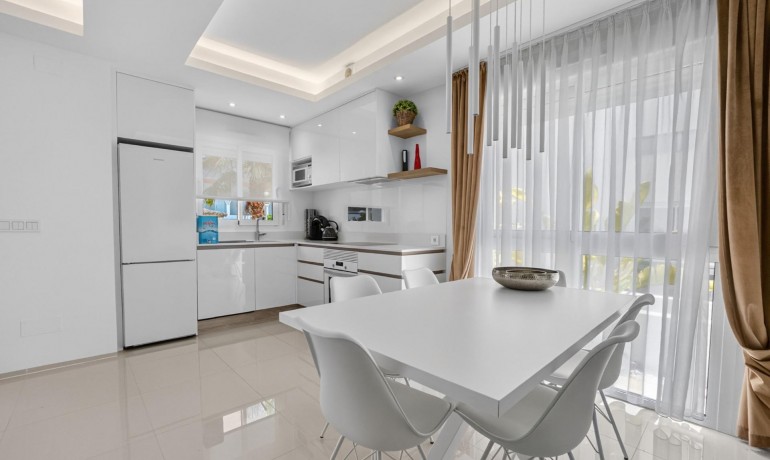 Sale - Apartment / Flat -
Rojales - Cuidad Quesada