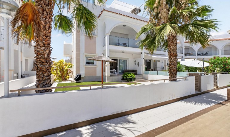 Sale - Apartment / Flat -
Rojales - Cuidad Quesada