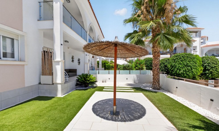 Sale - Apartment / Flat -
Rojales - Cuidad Quesada