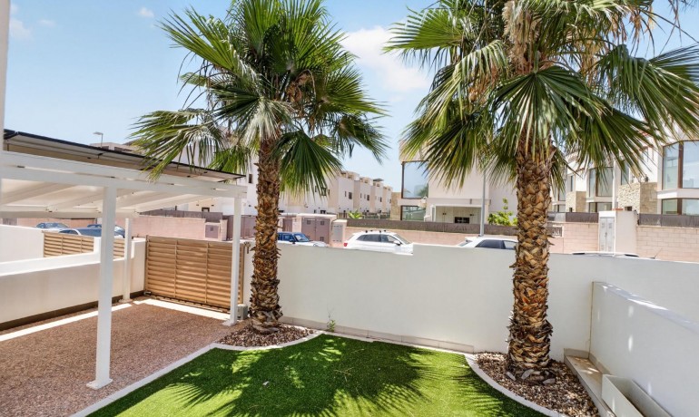 Sale - Apartment / Flat -
Rojales - Cuidad Quesada