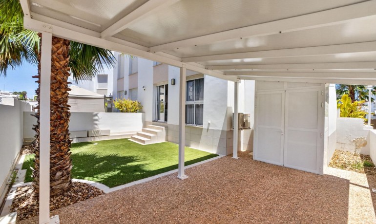 Sale - Apartment / Flat -
Rojales - Cuidad Quesada