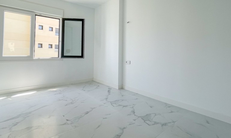 Revente - Appartement / Flat -
Orihuela Costa - Punta Prima