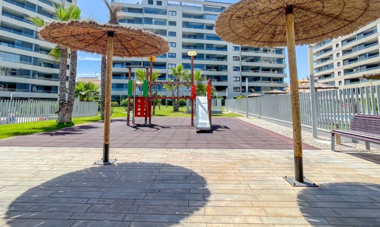 Revente - Appartement / Flat -
Orihuela Costa - Punta Prima