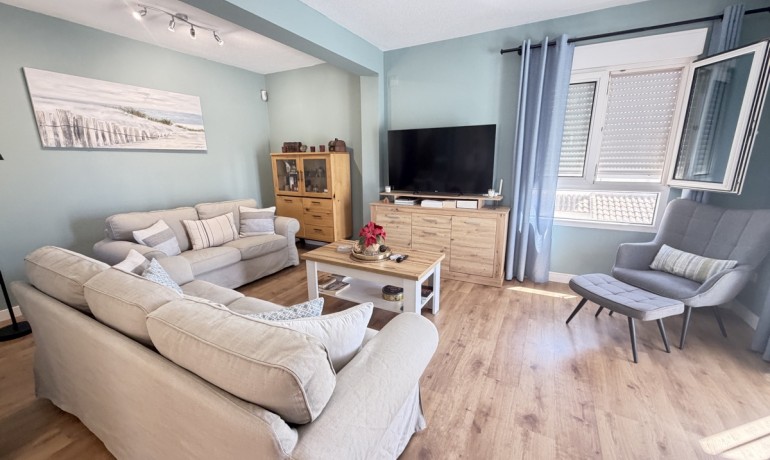 Revente - Villa -
Orihuela Costa - Villamartin