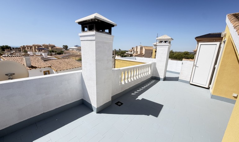 Revente - Villa -
Orihuela Costa - Villamartin