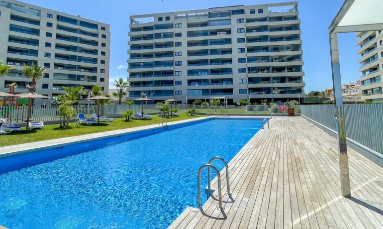 Revente - Appartement / Flat -
Orihuela Costa* - Punta Prima*