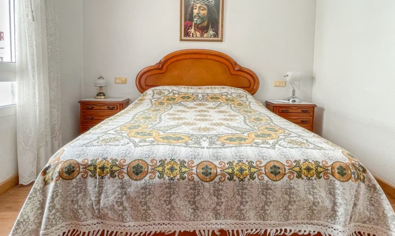 Revente - Appartement / Flat -
Torrevieja* - El Acequión - Los Náufragos