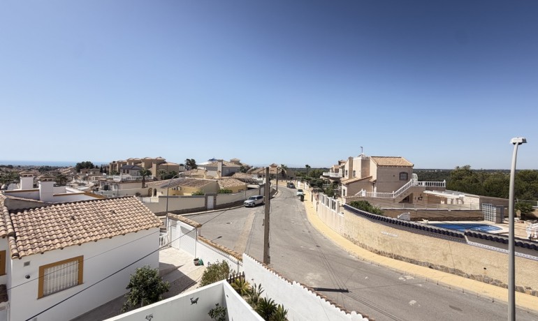 Revente - Villa -
Villamartin
