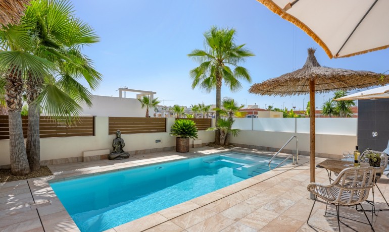 Revente - Villa -
Benijofar* - Benijófar