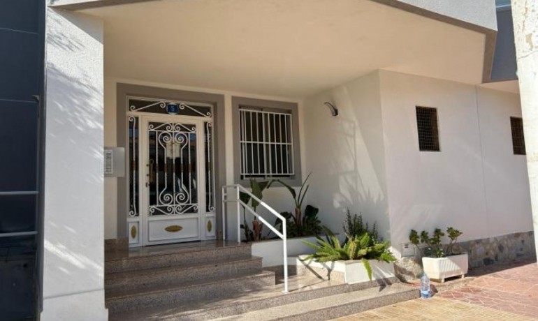 Revente - Appartement / Flat -
Orihuela Costa* - Cabo Roig