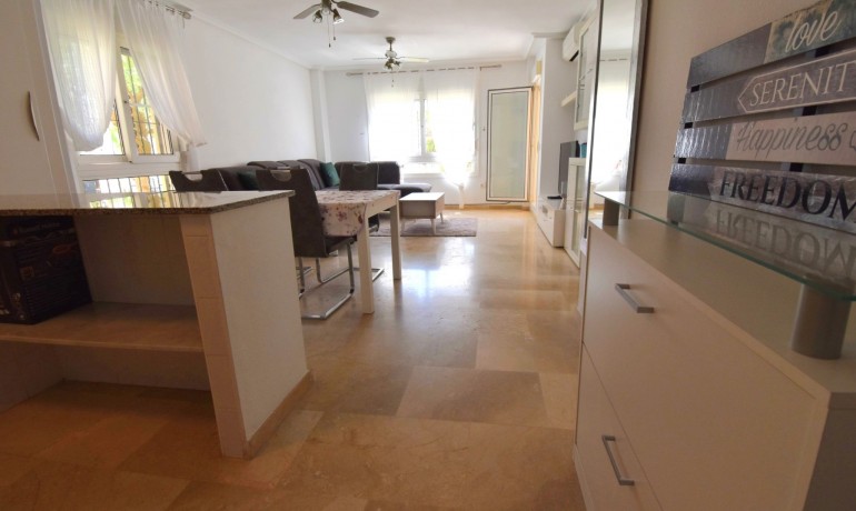 Revente - Appartement / Flat -
Orihuela Costa - Playa Flamenca
