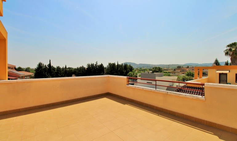 Revente - Maison -
Orihuela - Los Desamparados