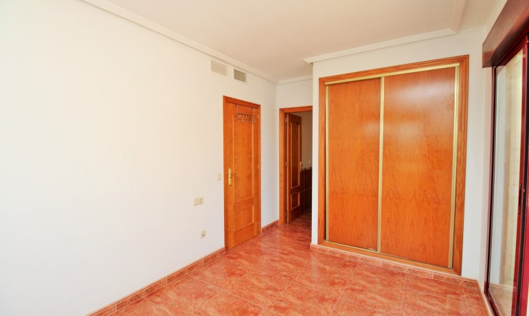Revente - Maison -
Orihuela - Los Desamparados