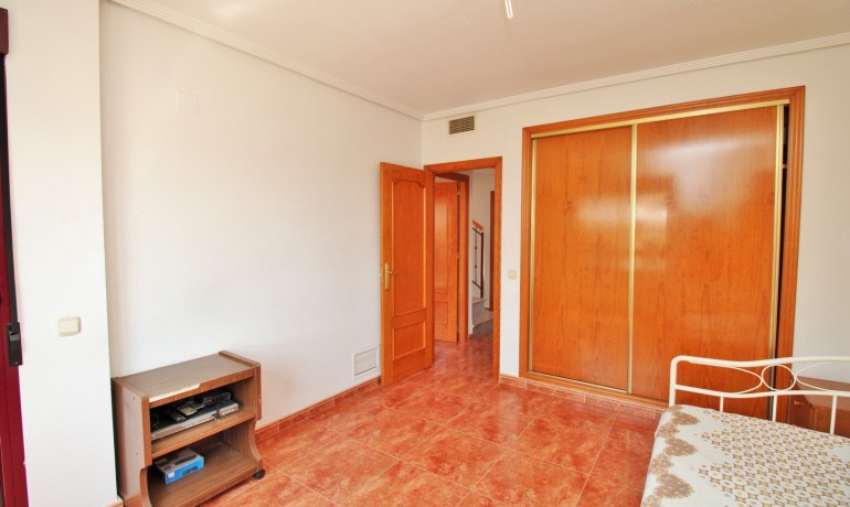 Revente - Maison -
Orihuela - Los Desamparados