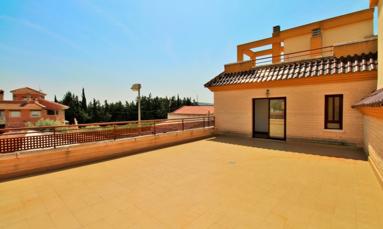 Revente - Maison -
Orihuela - Los Desamparados