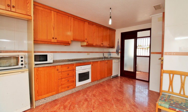 Revente - Maison -
Orihuela - Los Desamparados