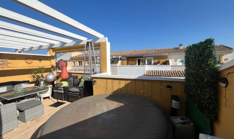 Revente - Maison -
Catral - Catral - Town