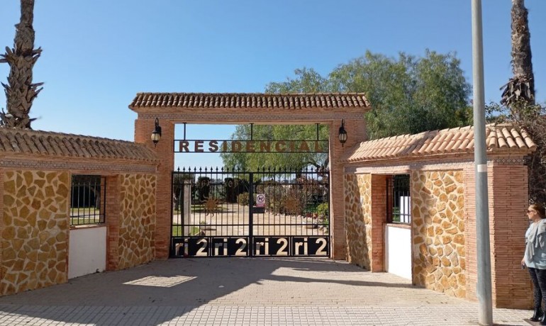 Revente - Maison -
Catral - Catral - Town