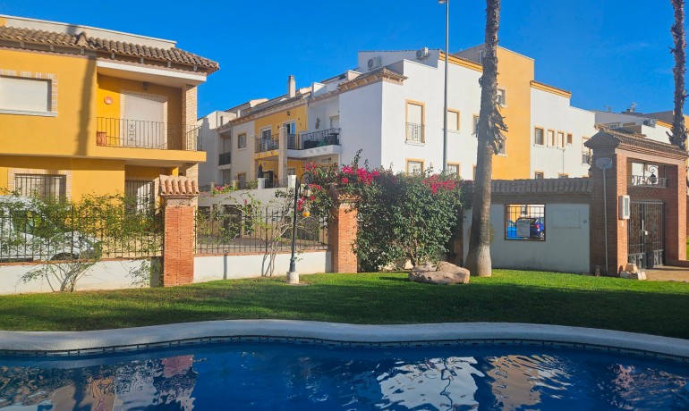 Revente - Maison -
Catral - Catral - Town