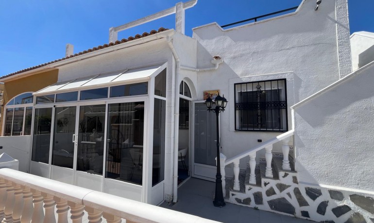 Revente - Maison -
Orihuela Costa - Punta Prima