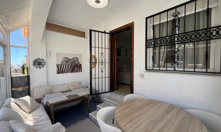 Revente - Maison -
Orihuela Costa - Punta Prima
