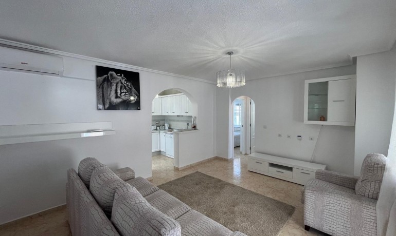 Revente - Maison -
Orihuela Costa - Punta Prima