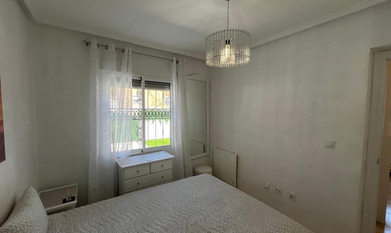 Revente - Maison -
Orihuela Costa - Punta Prima