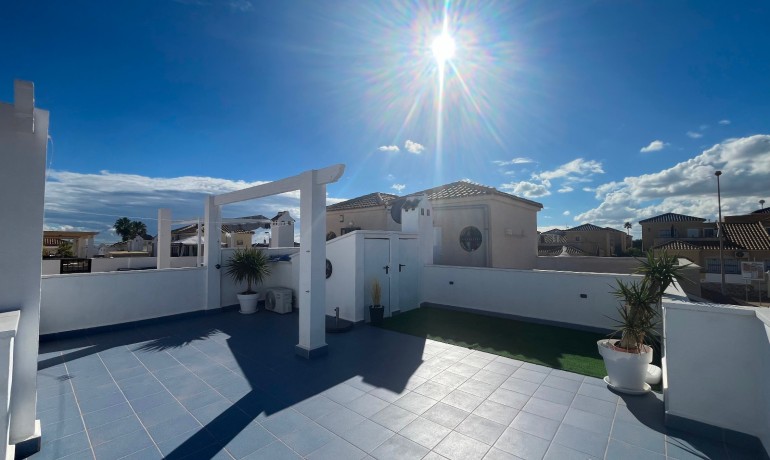 Revente - Maison -
Orihuela Costa - Punta Prima