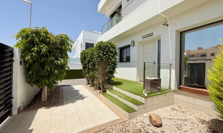 Revente - Villa -
Ciudad Quesada - Ciudad Quesada - Town