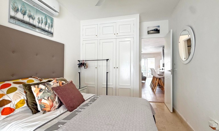 Revente - Villa -
Orihuela Costa - Villamartin