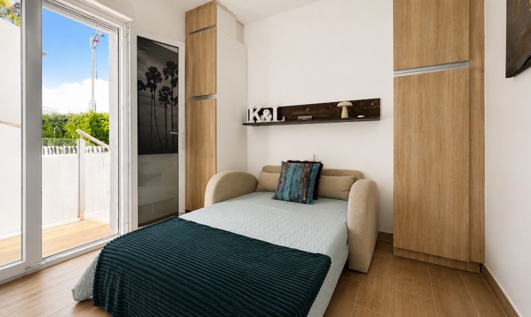 Revente - Villa -
Orihuela Costa - Villamartin