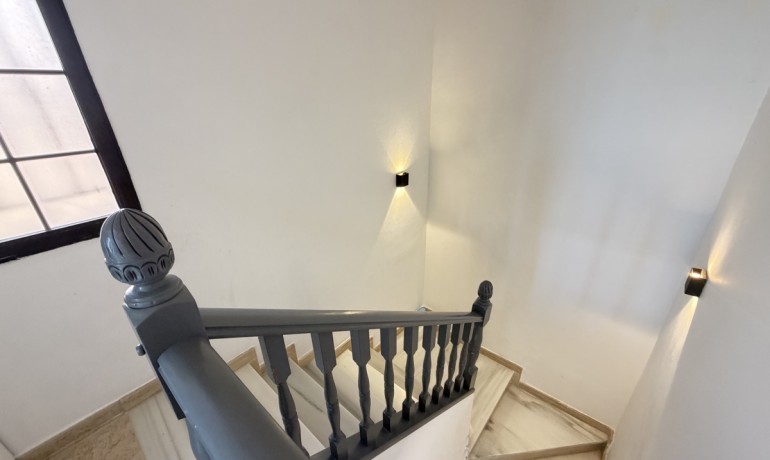 Revente - Villa -
Orihuela Costa - Villamartin
