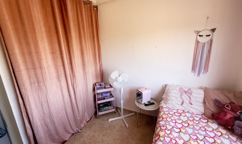Revente - Villa -
Orihuela Costa - Villamartin