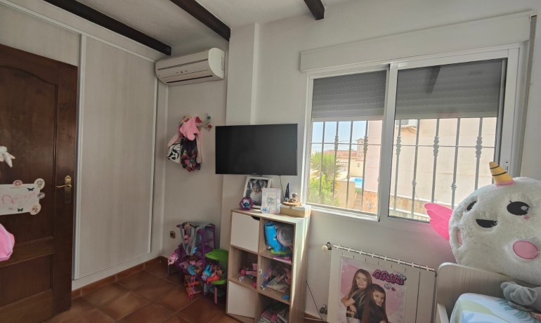 Revente - Villa -
Orihuela Costa* - El Galan*