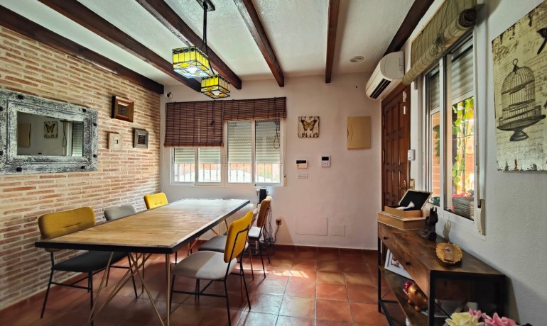 Revente - Villa -
Orihuela Costa* - El Galan*