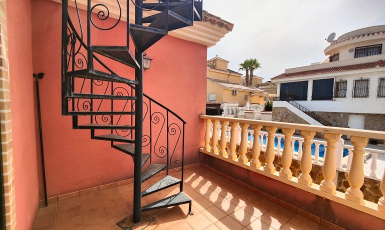 Revente - Villa -
Orihuela Costa* - El Galan*