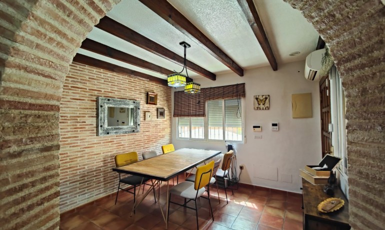 Revente - Villa -
Orihuela Costa* - El Galan*