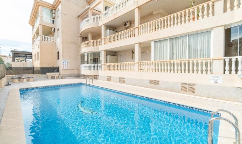 Sale - Apartment / flat -
Orihuela Costa - Playa Flamenca Norte