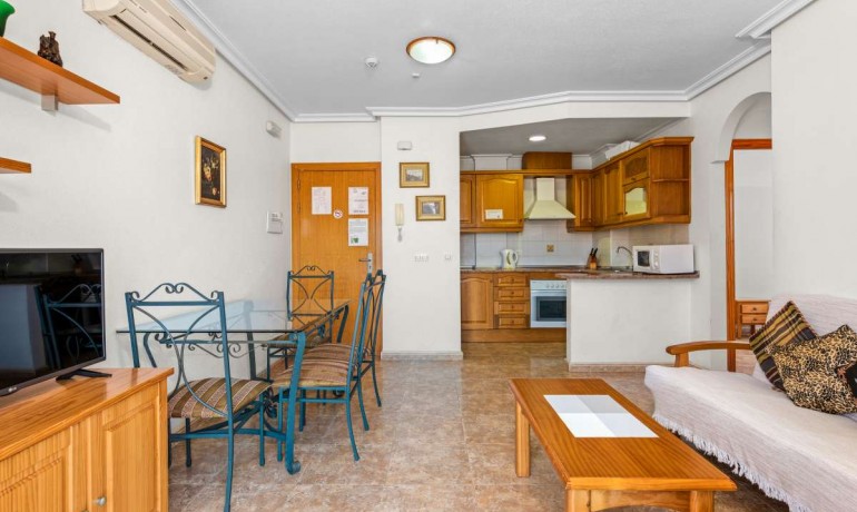 Sale - Apartment / flat -
Dehesa de Campoamor