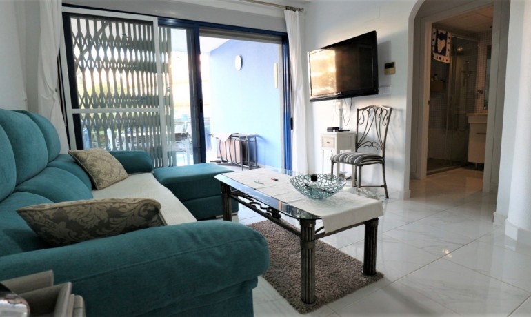 Sale - Apartment / flat -
Cabo Roig