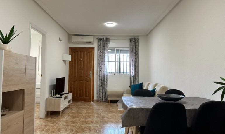 Revente - Appartement -
Orihuela Costa