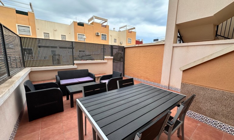 Sale - Apartment / flat -
Torrevieja - Costa Blanca