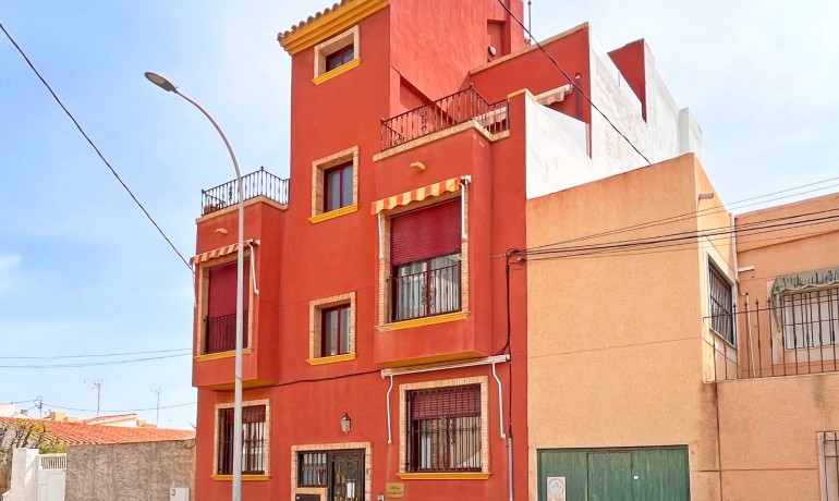 Sale - Apartment / flat -
Torre de la Horadada