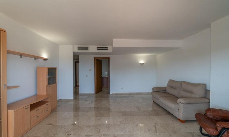 Sale - Apartment / flat -
Torrevieja - Punta Prima