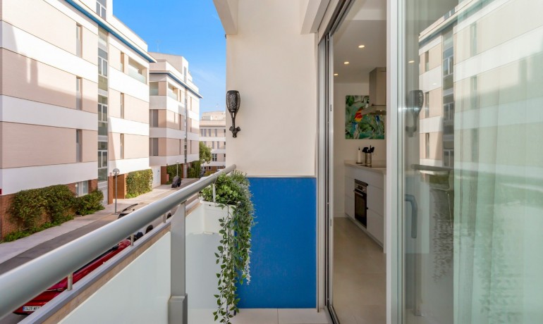 Sale - Apartment / flat -
Orihuela Costa - Villamartín